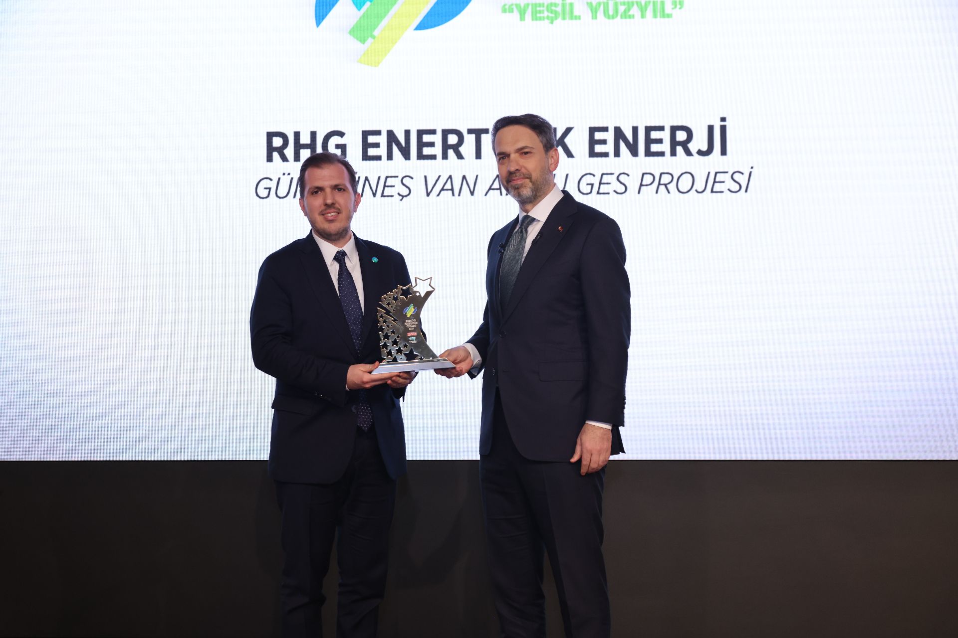 Sürdürülebilir Kalkınma Ödülü RHG Enertürk Enerji' nin